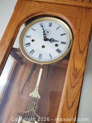 MaxSold Auction: Clock - Oak Bay (British Columbia, Canada) SELLER MANAGED Moving Online Auction - Kinross Avenue