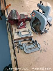 MaxSold Auction: Hand tools - Oak Bay (British Columbia, Canada) SELLER MANAGED Moving Online Auction - Kinross Avenue