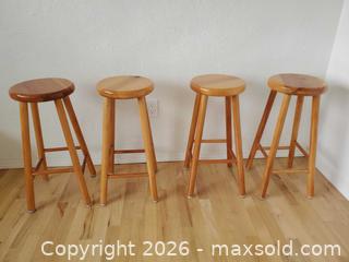 MaxSold Auction: Pine Stools - Oak Bay (British Columbia, Canada) SELLER MANAGED Moving Online Auction - Kinross Avenue