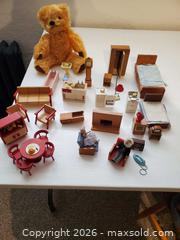 MaxSold Auction: Wooden miniature toys - Oak Bay (British Columbia, Canada) SELLER MANAGED Moving Online Auction - Kinross Avenue