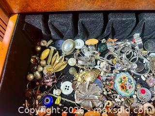 MaxSold Auction: Chest of Estate Jewelry - Hamilton (Ontario, Canada) SELLER MANAGED Estate Sale Online Auction - Gertrude Street