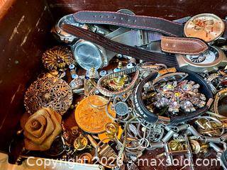 MaxSold Auction: Tray of Estate Jewelry - Hamilton (Ontario, Canada) SELLER MANAGED Estate Sale Online Auction - Gertrude Street