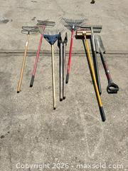 MaxSold Auction: Lot of 8 Assorted Garden Tools: Rakes, Shovel, Mallet - Polk City (Florida, USA) SELLER MANAGED Downsizing Online Auction - Conley Drive