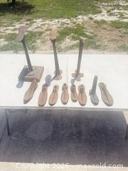 MaxSold Auction: Vintage Cast Iron Cobbler Shoe Lasts & Stands, Lot of 6–10 - Polk City (Florida, USA) SELLER MANAGED Downsizing Online Auction - Conley Drive