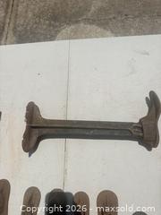 MaxSold Auction: Vintage Cast Iron Cobbler Shoe Lasts & Stands, Lot of 6–10 - Polk City (Florida, USA) SELLER MANAGED Downsizing Online Auction - Conley Drive