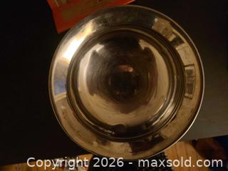 MaxSold Auction: 80% silver bowl / pot - Brampton (Ontario, Canada) SELLER MANAGED Reseller Online Auction - Elizabeth Street North (CONDO)