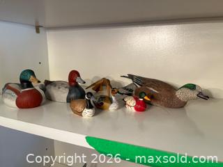 MaxSold Auction: Hand-Painted and Carved Wooden Bird Figures, Signed and Unmarked - Kingston (Ontario, Canada) PARTNER MANAGED Downsizing Online Auction - Sunnyside Road