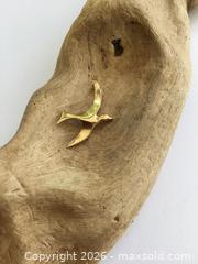 MaxSold Auction: 10 Karat Gold Bird Pendant - Saanich (British Columbia, Canada) SELLER MANAGED Reseller Online Auction - Old West Saanich Road