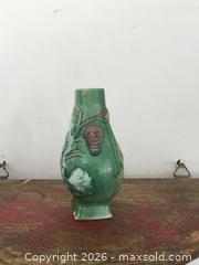 MaxSold Auction: Miniature Antique Chinese Vase - Saanich (British Columbia, Canada) SELLER MANAGED Reseller Online Auction - Old West Saanich Road