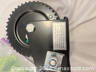 MaxSold Auction: Hand Crank Trailer Winch, 1200 lb Capacity, 26 ft Strap - Toronto (Ontario, Canada) SELLER MANAGED Downsizing Online Auction - Greengate Road