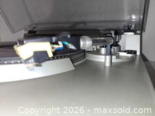 MaxSold Auction: Vintage Technics SL-3350 Direct-Drive Turntable, 33/45 RPM, Silver - Toronto (Ontario, Canada) PARTNER MANAGED Reseller Online Auction - Queen Street West