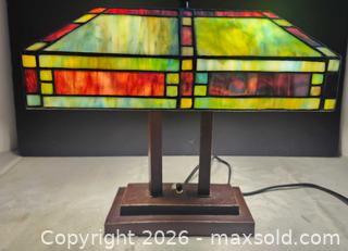 MaxSold Auction: Vintage Tiffany style Table Lamp - Toronto (Ontario, Canada) PARTNER MANAGED Reseller Online Auction - Queen Street West