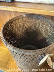 MaxSold Auction: Farmhouse Baskets  - Webster (New York, USA) PARTNER MANAGED Estate Sale Online Auction - North Avenue