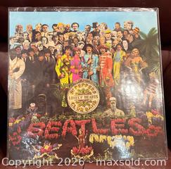 MaxSold Auction: Beatles Sgt Peppers Vinyl French Pressing - Oshawa (Ontario, Canada) PARTNER MANAGED Downsizing Online Auction - Somerville Street