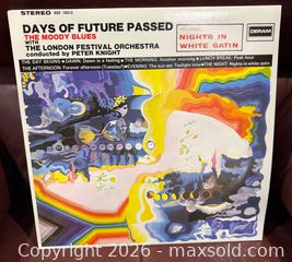MaxSold Auction: Five Moody Blues Vinyl Albums  - Oshawa (Ontario, Canada) PARTNER MANAGED Downsizing Online Auction - Somerville Street