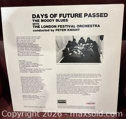 MaxSold Auction: Five Moody Blues Vinyl Albums  - Oshawa (Ontario, Canada) PARTNER MANAGED Downsizing Online Auction - Somerville Street