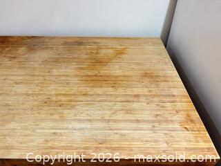 MaxSold Auction: Kitchen Block  - Oshawa (Ontario, Canada) PARTNER MANAGED Downsizing Online Auction - Somerville Street