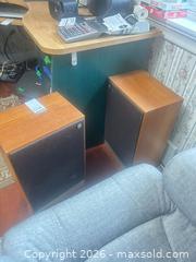 MaxSold Auction: Mordaunt Speakers  - Oshawa (Ontario, Canada) PARTNER MANAGED Downsizing Online Auction - Somerville Street