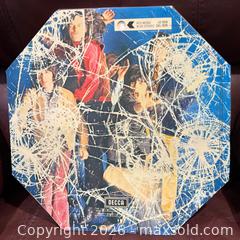 MaxSold Auction: Stones Through The Past, Darkly (Big Hits Vol. 2 Vinyl Mono Die Cut Jacket - Oshawa (Ontario, Canada) PARTNER MANAGED Downsizing Online Auction - Somerville Street