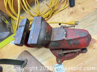 MaxSold Auction: Vise and Wine Corker  - Oshawa (Ontario, Canada) PARTNER MANAGED Downsizing Online Auction - Somerville Street