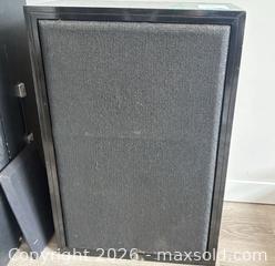 MaxSold Auction: Pair of Black Floor-Standing Speakers with Stereo Receiver Components - Langford (British Columbia, Canada) PARTNER MANAGED Estate Sale Online Auction - Leigh Road
