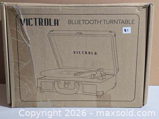MaxSold Auction: M081 - Victrola Journey Bluetooth Portable Suitcase Record Player - New (Read Notes) - Oshawa (Ontario, Canada) SELLER MANAGED Reseller Online Auction - Meadow Street