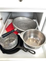 MaxSold Auction: Mixed Bakeware & Cookware Set, Multiple Pieces - Lower Merion Township (Pennsylvania, USA) SELLER MANAGED Downsizing Online Auction - James Road
