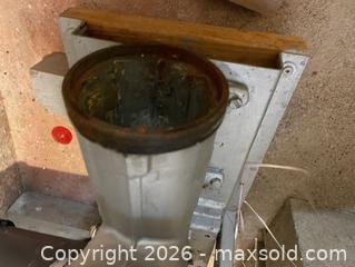MaxSold Auction: Commercial Electric Meat Grinder Head (Cast Aluminum) - Toronto (Ontario, Canada) SELLER MANAGED Estate Sale Online Auction - Queens Drive