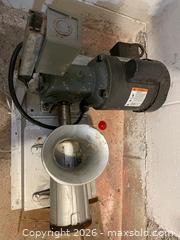MaxSold Auction: Commercial Electric Meat Grinder Head (Cast Aluminum) - Toronto (Ontario, Canada) SELLER MANAGED Estate Sale Online Auction - Queens Drive