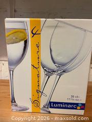 MaxSold Auction: Luminarc Clear Glass Wine Glasses, 35 cl — Set of 6 - Toronto (Ontario, Canada) SELLER MANAGED Estate Sale Online Auction - Queens Drive