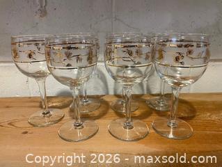 MaxSold Auction: Vintage Mid-Century Cordial Liqueur Glasses with Gold Trim - Toronto (Ontario, Canada) SELLER MANAGED Estate Sale Online Auction - Queens Drive