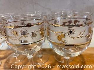 MaxSold Auction: Vintage Mid-Century Cordial Liqueur Glasses with Gold Trim - Toronto (Ontario, Canada) SELLER MANAGED Estate Sale Online Auction - Queens Drive