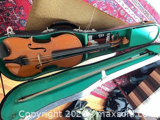 MaxSold Auction: 7/8 Size Violin with Hard Case, Bow & Rosin - Hamilton (Ontario, Canada) SELLER MANAGED Estate Sale Online Auction -  John Street North