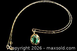 MaxSold Auction: 10K Gold Green Stone Pendant Necklace  - Aurora (Ontario, Canada) PARTNER MANAGED Downsizing Online Auction - Murray Drive