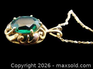 MaxSold Auction: 10K Gold Green Stone Pendant Necklace  - Aurora (Ontario, Canada) PARTNER MANAGED Downsizing Online Auction - Murray Drive