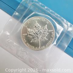 MaxSold Auction: $5 Canadian 1989 .9999 Silver Maple Leaf Coin  - Aurora (Ontario, Canada) PARTNER MANAGED Downsizing Online Auction - Murray Drive