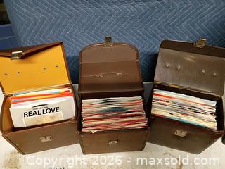 MaxSold Auction: Cases of 45s / mini vinyl records - Le Roy (New York, USA) SELLER MANAGED Downsizing Online Auction - East Main Road