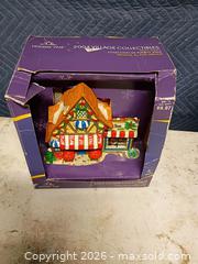 MaxSold Auction: Christmas village collectibles - Le Roy (New York, USA) SELLER MANAGED Downsizing Online Auction - East Main Road
