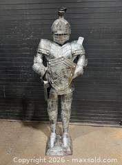 MaxSold Auction: Full size suit of armor statue - Hatboro (Pennsylvania, USA) PARTNER MANAGED Estate Sale Online Auction - Jacksonville