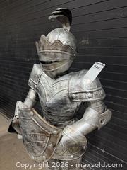 MaxSold Auction: Full size suit of armor statue - Hatboro (Pennsylvania, USA) PARTNER MANAGED Estate Sale Online Auction - Jacksonville