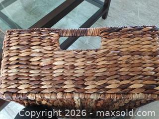 MaxSold Auction: Baskets A - London (Ontario, Canada) SELLER MANAGED Estate Sale Online Auction - Shore Road