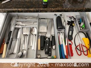 MaxSold Auction: Cutlery and Kitchen Tools. B - London (Ontario, Canada) SELLER MANAGED Estate Sale Online Auction - Shore Road