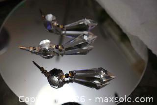 MaxSold Auction: 27 Small Drop Crystals for Chandelier. - Toronto (Ontario, Canada) SELLER MANAGED Downsizing Online Auction - Chesswood Drive (STORAGE)