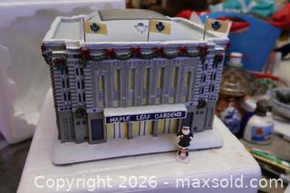 MaxSold Auction: VERY RARE 2004 Hawthorne Village Limited Edition Toronto Maple Leaf's Arena.  - Toronto (Ontario, Canada) SELLER MANAGED Downsizing Online Auction - Chesswood Drive (STORAGE)