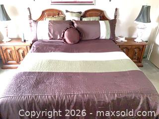 MaxSold Auction: Bedroom Bed Covers  - Toronto (Ontario, Canada) SELLER MANAGED Downsizing Online Auction - Cronin Drive
