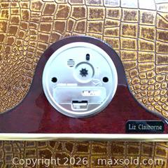 MaxSold Auction: Den Accessories  - Toronto (Ontario, Canada) SELLER MANAGED Downsizing Online Auction - Cronin Drive
