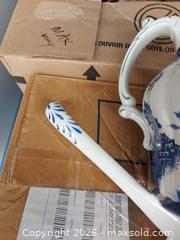 MaxSold Auction: Booths real old willow  - Haldimand (Ontario, Canada) SELLER MANAGED Downsizing Online Auction - Ramsey Drive
