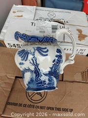 MaxSold Auction: Booths real old willow  - Haldimand (Ontario, Canada) SELLER MANAGED Downsizing Online Auction - Ramsey Drive