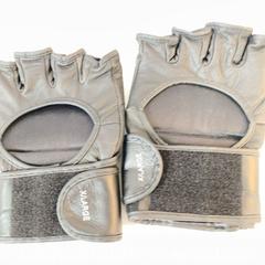 MaxSold Auction: UFC Autographed MMA Fight Gloves - Georges St. Pierre, X-Large - Aurora (Ontario, Canada) SELLER MANAGED Downsizing Online Auction -  Kane Crescent