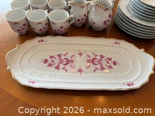 MaxSold Auction: Hollóháza HLH3 Pink Flowers Lot - Toronto (Ontario, Canada) SELLER MANAGED Estate Sale Online Auction - Walmer Road (CONDO)